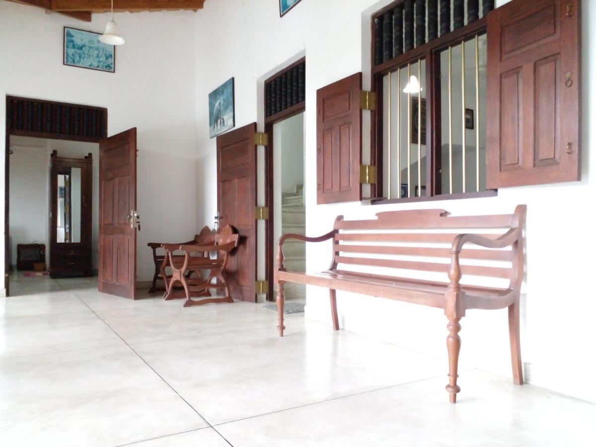Muduna Walawwa Resort Kandy Extérieur photo