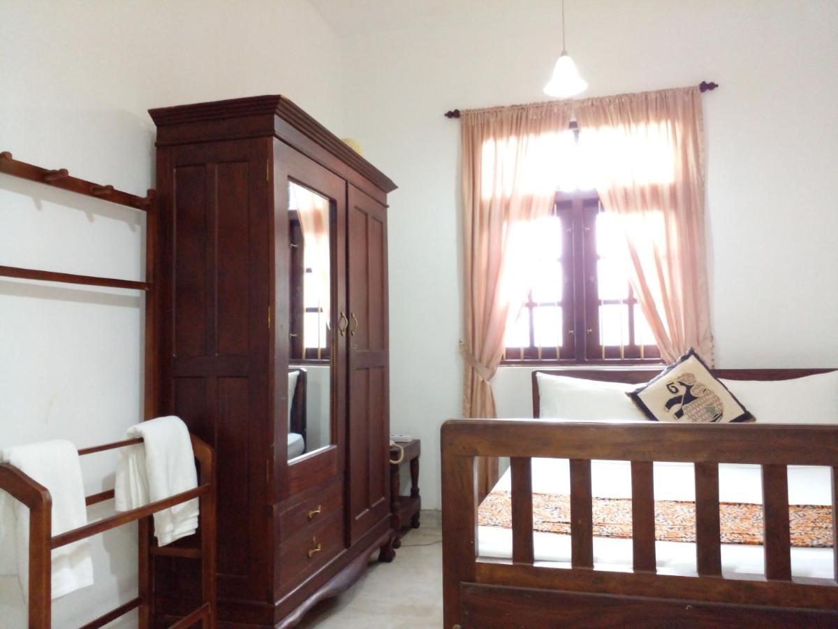Muduna Walawwa Resort Kandy Extérieur photo