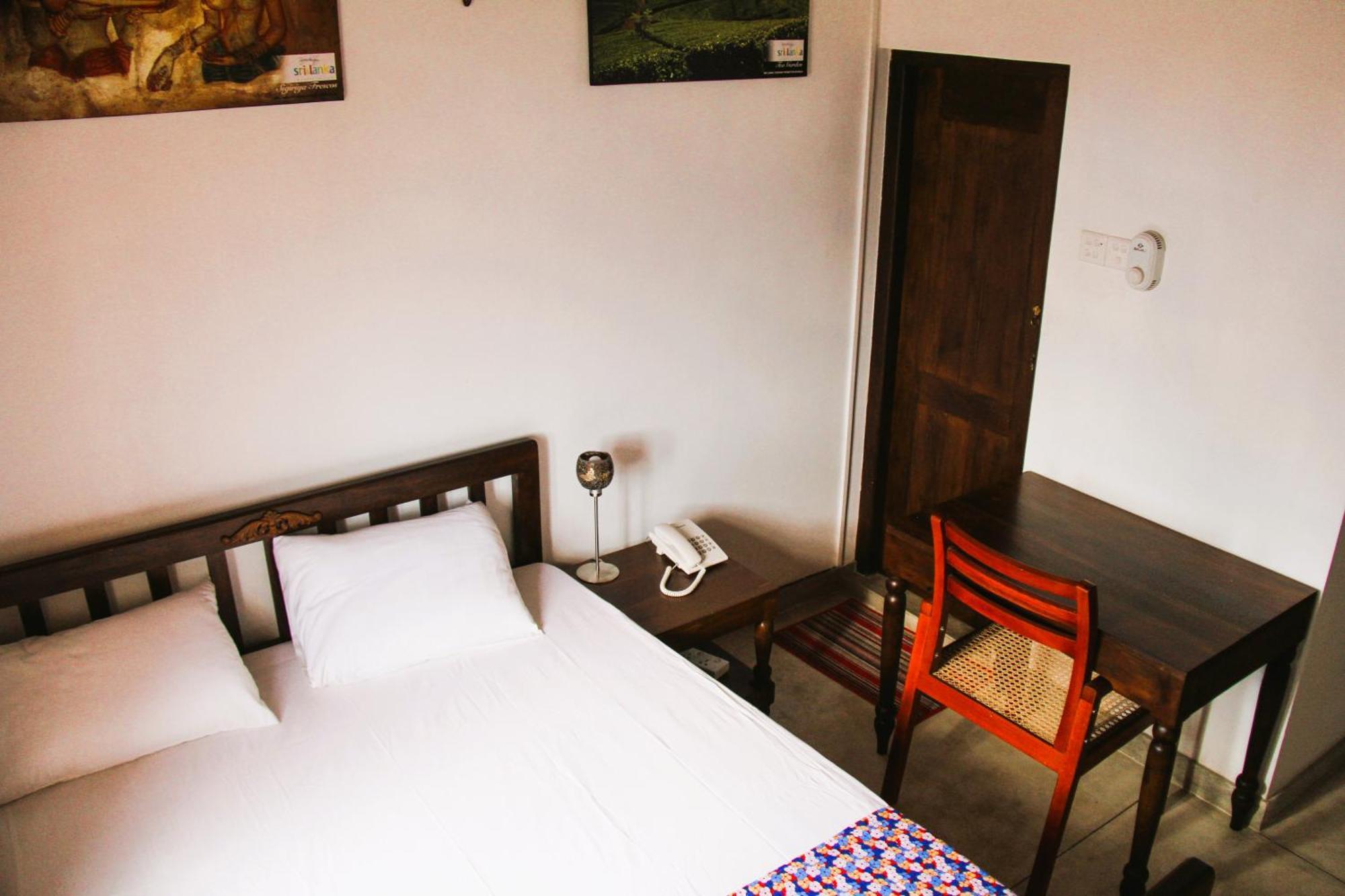 Muduna Walawwa Resort Kandy Extérieur photo