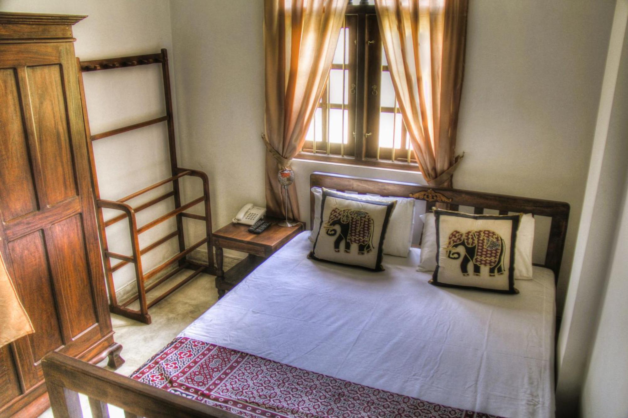 Muduna Walawwa Resort Kandy Extérieur photo