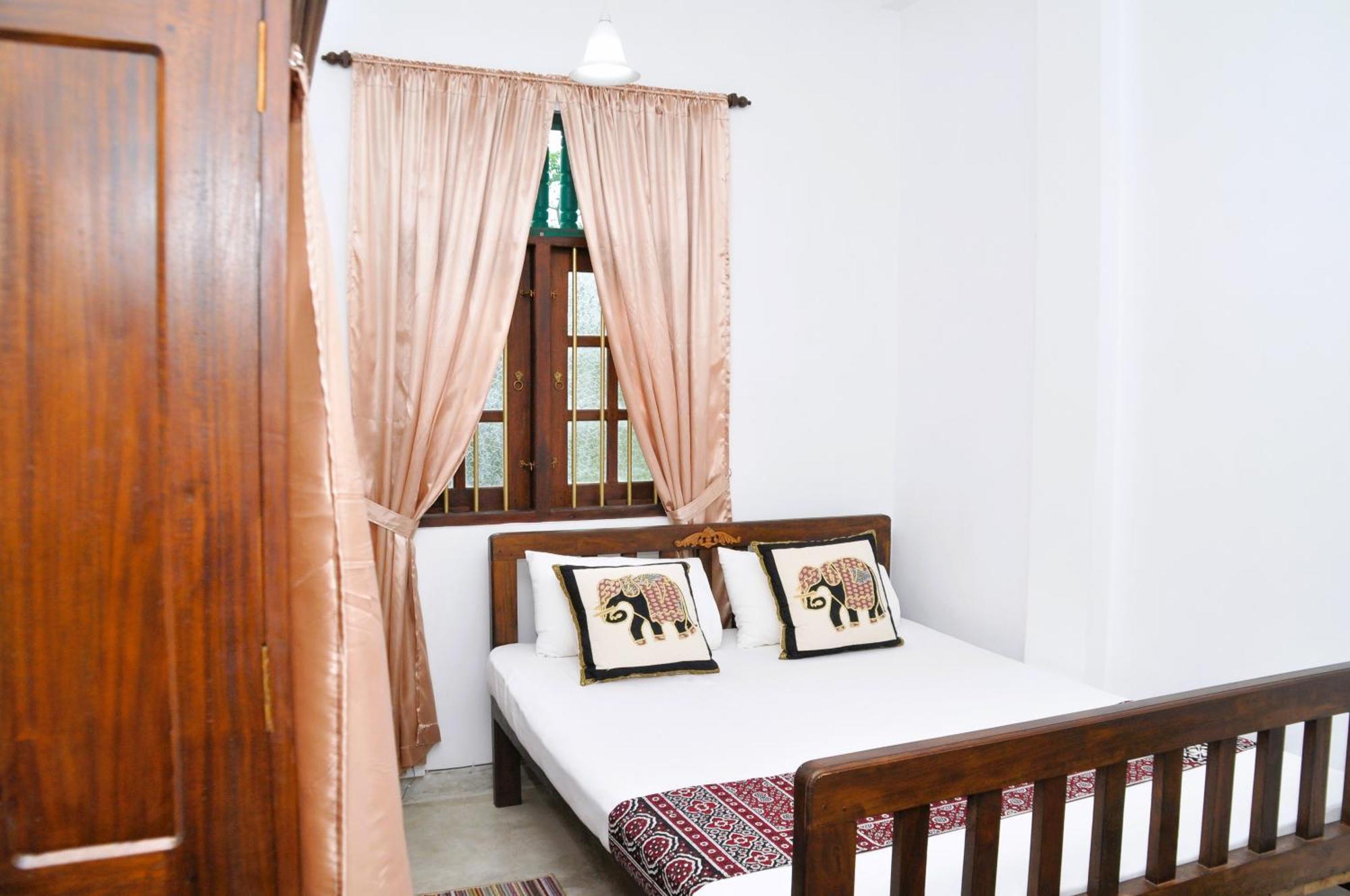 Muduna Walawwa Resort Kandy Extérieur photo