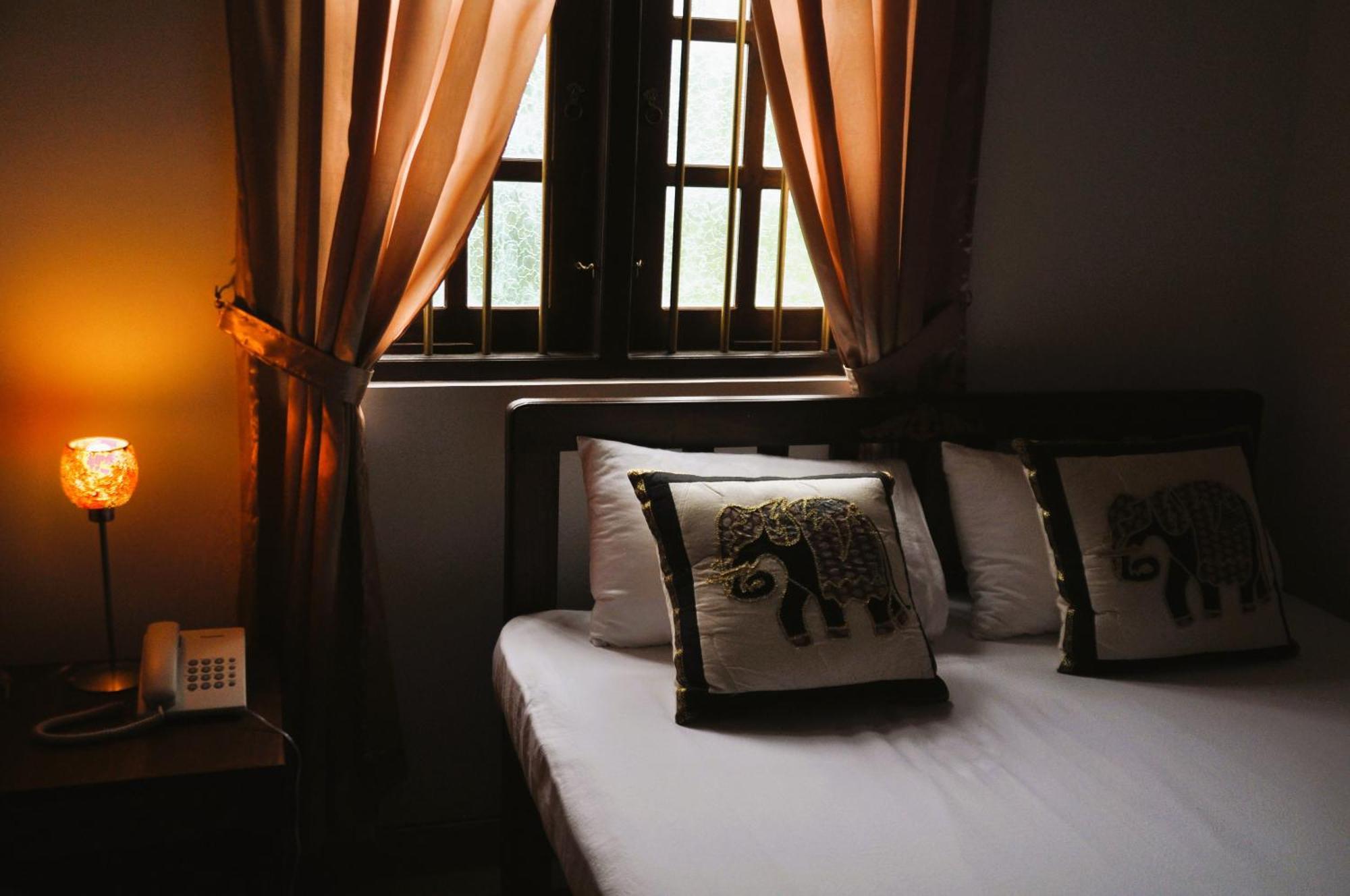 Muduna Walawwa Resort Kandy Extérieur photo